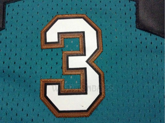 Camiseta Historic Retro Vancouver Grizzlies Abdur-Rahim #3 Verde
